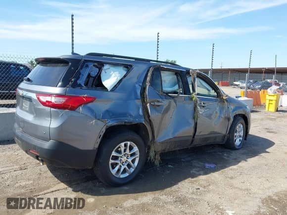 2021 Chevrolet Traverse LT с VIN 1GNERHKW2MJ111197, выставлен на аукционе IAAI как лот 42092574 с пробегом 58 084 миль миль и . История ставок и продаж доступна на DreamBid. Изображение 6.