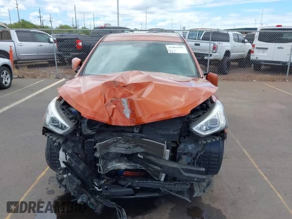 2016 Hyundai Santa Fe with VIN 5XYZT3LB4GG352189, listed as a IAAI auction lot 43001699 with 61,048 mi miles and . Bid and sale history available at DreamBid. Image 13.