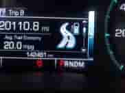 2017 Chevrolet Impala LT с VIN 2G1105S33H9184305, выставлен на аукционе IAAI как лот 43398153 с пробегом 142 461 миль миль и . История ставок и продаж доступна на DreamBid. Изображение 7.