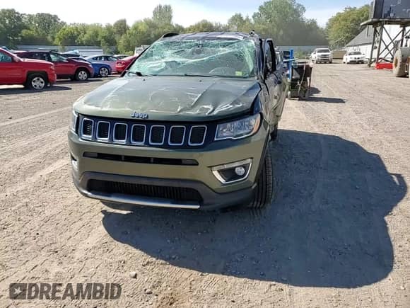 2019 Jeep Compass Limited z VIN 3C4NJDCBXKT840140, wystawiony jako Copart lot #84477385 z przebiegiem 62 340 mil mil oraz Czysty tytuł • Clean title. Historia ofert i sprzedaży dostępna na DreamBid. Obrazek 14.