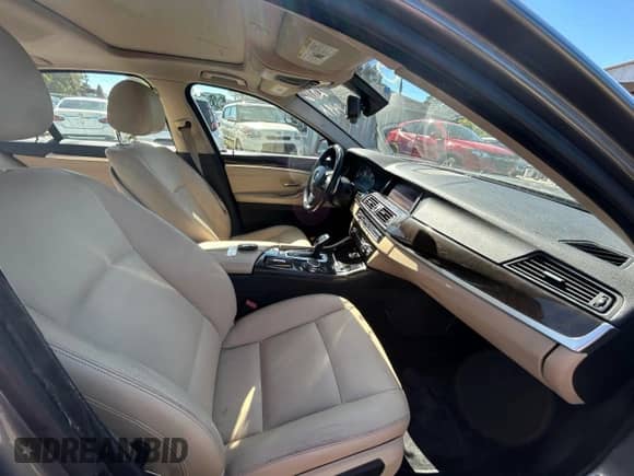 2016 BMW 5 Series 535i с VIN WBA5B1C57GG550937, выставлен на аукционе Copart как лот 91087135 с пробегом 149 654 миль миль и Чистый • Clean title. История ставок и продаж доступна на DreamBid. Изображение 5.