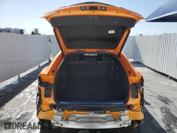 2023 Lamborghini Urus Performante с VIN ZPBUC3ZL7PLA26958, выставлен на аукционе Copart как лот 47774945 с пробегом 9 787 миль миль и Списание • Salvage title. История ставок и продаж доступна на DreamBid. Изображение 6.