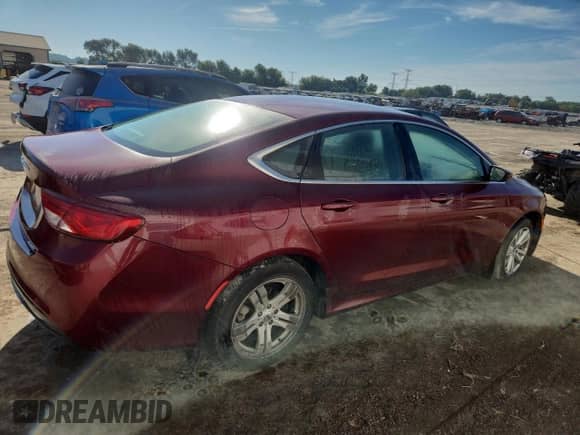 2015 Chrysler 200 LX with VIN 1C3CCCFB7FN622383, listed as a Copart auction lot 69062595 with 82,818 mi miles and Salvage title. Bid and sale history available at DreamBid. Image 3.