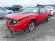 1992 Chevrolet Camaro RS z VIN 1G1FP23E7NL128405, wystawiony jako IAAI lot #41730192 z przebiegiem 254 780 mil mil oraz . Historia ofert i sprzedaży dostępna na DreamBid. Obrazek 21.