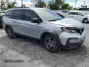 2022 Honda Pilot Sport с VIN 5FNYF5H36NB007069, выставлен на аукционе Copart как лот 80191255 с пробегом 53 018 миль миль и Списание • Salvage title. История ставок и продаж доступна на DreamBid. Изображение 4.