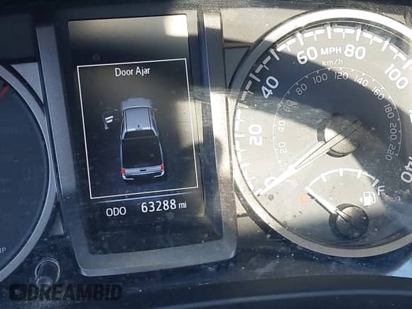 2021 Toyota Tacoma SR5 z VIN 3TMDZ5BN8MM114649, wystawiony jako IAAI lot #43493615 z przebiegiem 63 288 mil mil oraz . Historia ofert i sprzedaży dostępna na DreamBid. Obrazek 16.