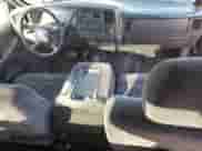 2000 Chevrolet Silverado 1500 LS with VIN 1GCEK19T9YE385902, listed as a Copart auction lot 81878645 with 288,364 mi miles and Salvage title. Bid and sale history available at DreamBid. Image 8.