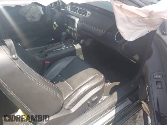 2013 Chevrolet Camaro SS с VIN 2G1FK1EJ5D9123163, выставлен на аукционе IAAI как лот 42845166 с пробегом 81 851 миль миль и . История ставок и продаж доступна на DreamBid. Изображение 5.