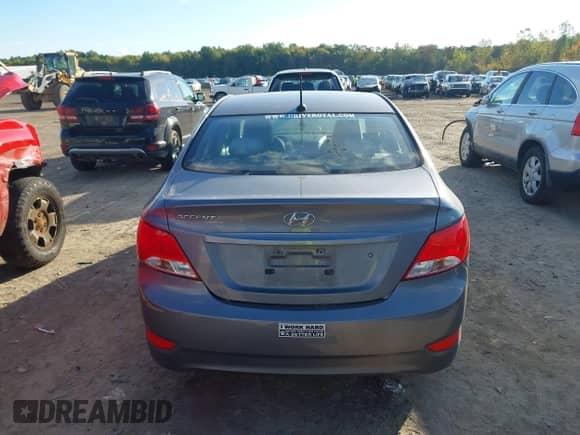 2017 Hyundai Accent SE с VIN KMHCT4AE0HU248612, выставлен на аукционе IAAI как лот 43404017 с пробегом 169 479 миль миль и . История ставок и продаж доступна на DreamBid. Изображение 16.