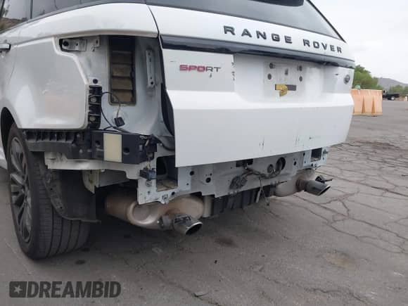 2016 Land Rover Range Rover Sport HSE с VIN SALWS2VF1GA550673, выставлен на аукционе IAAI как лот 43312948 с пробегом 91 709 миль миль и . История ставок и продаж доступна на DreamBid. Изображение 6.