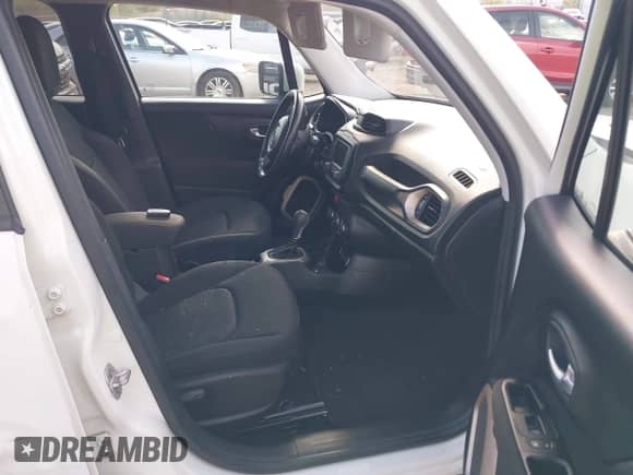 2017 Jeep Renegade Latitude с VIN ZACCJABB6HPE80971, выставлен на аукционе IAAI как лот 43391377 с пробегом 140 903 миль миль и . История ставок и продаж доступна на DreamBid. Изображение 5.