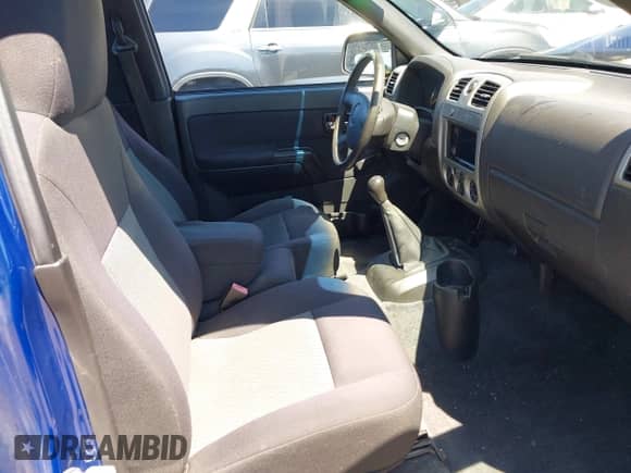 2011 Chevrolet Colorado Work Truck z VIN 1GCCSBF97B8119368, wystawiony jako IAAI lot #43100162 z przebiegiem 140 626 mil mil oraz . Historia ofert i sprzedaży dostępna na DreamBid. Obrazek 5.