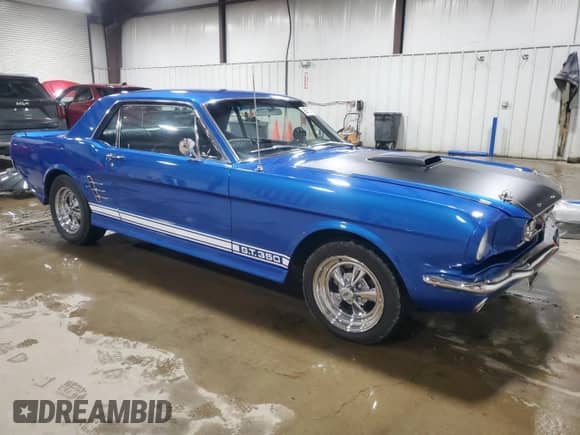 1966 Ford Mustang z VIN 6F07C360733, wystawiony jako Copart lot #86710755 z przebiegiem 32 195 mil mil oraz Szkoda całkowita • Salvage title. Historia ofert i sprzedaży dostępna na DreamBid. Obrazek 4.