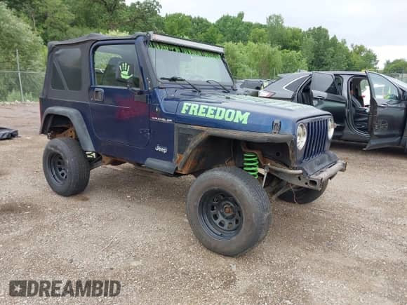 2000 Jeep Wrangler SE with VIN 1J4FA29P4YP740134, listed as a IAAI auction lot 42772253 with 168,656 mi miles and . Bid and sale history available at DreamBid. Image 1.