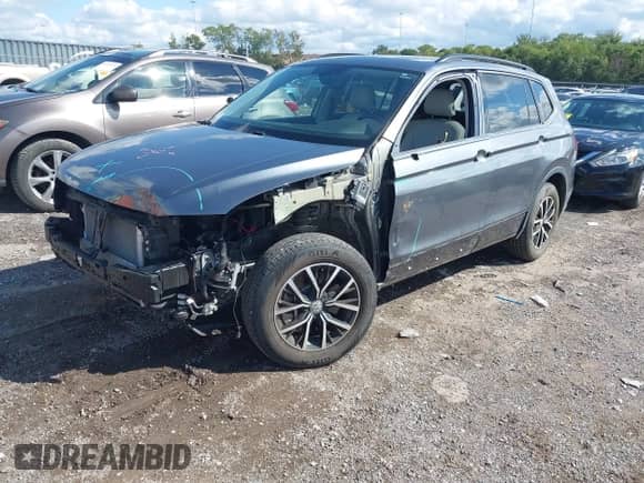 2021 Volkswagen Tiguan SE с VIN 3VV3B7AX2MM145993, выставлен на аукционе IAAI как лот 43307929 с пробегом 24 809 миль миль и . История ставок и продаж доступна на DreamBid. Изображение 2.