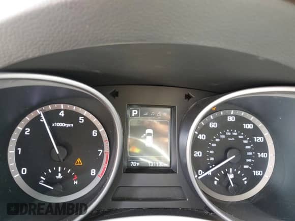 2017 Hyundai Santa Fe 2.4L with VIN 5NMZU3LB9HH048084, listed as a Copart auction lot 86776005 with 131,136 mi miles and Clean title. Bid and sale history available at DreamBid. Image 9.