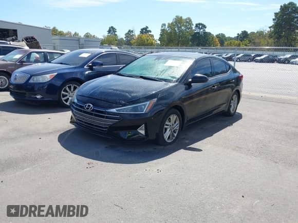 2019 Hyundai Elantra Value Edition z VIN 5NPD84LF3KH415840, wystawiony jako IAAI lot #43376034 z przebiegiem 157 855 mil mil oraz . Historia ofert i sprzedaży dostępna na DreamBid. Obrazek 2.