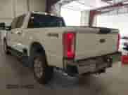 2024 Ford F-250 XL z VIN 1FT7W2BTXRED57136, wystawiony jako IAAI lot #43162846 z przebiegiem 44 979 mil mil oraz . Historia ofert i sprzedaży dostępna na DreamBid. Obrazek 3.
