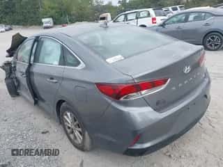 2018 Hyundai Sonata SE with VIN 5NPE24AF9JH714000, listed as a IAAI auction lot 43276452 with 158,999 mi miles and . Bid and sale history available at DreamBid. Image 3.