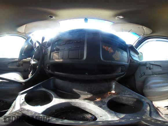 2004 Chevrolet Express Cargo with VIN 1GCFG15X041163524, listed as a IAAI auction lot 42206916 with 150,765 mi miles and . Bid and sale history available at DreamBid. Image 18.