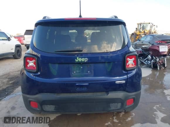 2018 Jeep Renegade Latitude with VIN ZACCJABB0JPJ64274, listed as a IAAI auction lot 42997641 with 47,008 mi miles and . Bid and sale history available at DreamBid. Image 17.