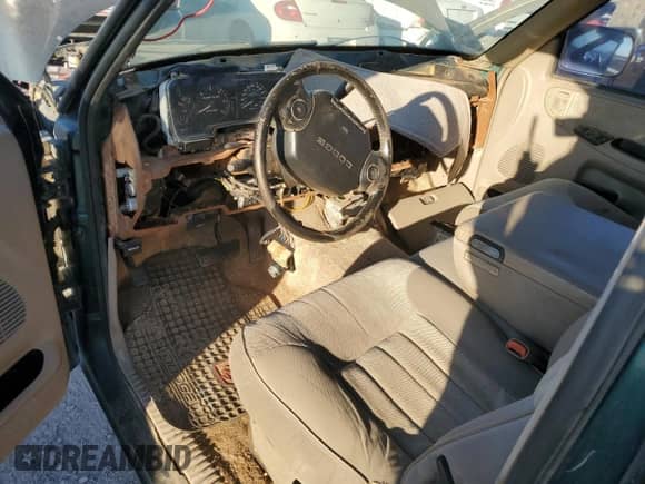 1995 Dodge 1500 with VIN 3B7HC13Z7SG702843, listed as a Copart auction lot 78088354 with 246,954 mi miles and Clean title. Bid and sale history available at DreamBid. Image 8.