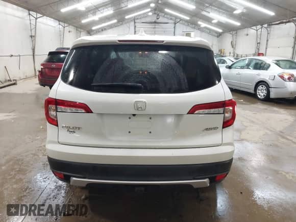 2020 Honda Pilot EX с VIN 5FNYF6H36LB062494, выставлен на аукционе IAAI как лот 42723954 с пробегом 49 769 миль миль и . История ставок и продаж доступна на DreamBid. Изображение 16.