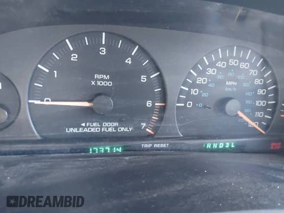 1999 Dodge Caravan SE with VIN 2B4GP45GXXR157734, listed as a IAAI auction lot 41745544 with 173,714 mi miles and . Bid and sale history available at DreamBid. Image 7.