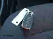 2017 Chevrolet Sonic LT z VIN 1G1JD6SB9H4124498, wystawiony jako IAAI lot #42655663 z przebiegiem 66 190 mil mil oraz . Historia ofert i sprzedaży dostępna na DreamBid. Obrazek 11.