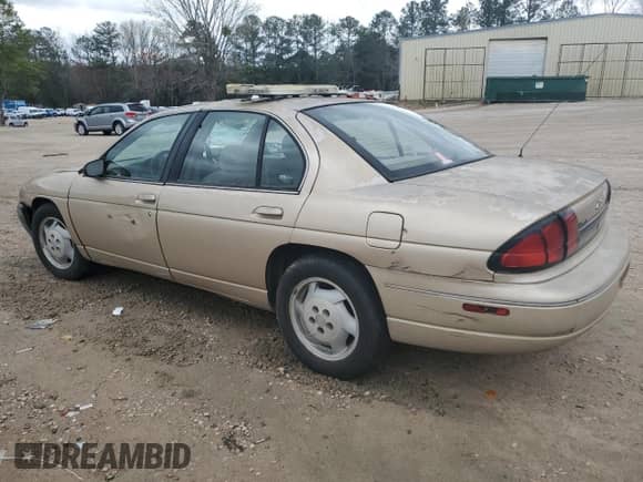 1995 Chevrolet Lumina с VIN 2G1WL52M9S9182457, выставлен на аукционе Copart как лот 50322905 с пробегом 155 435 миль миль и Списание • Salvage title. История ставок и продаж доступна на DreamBid. Изображение 2.
