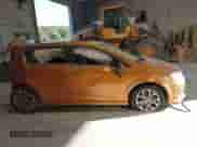 2019 Chevrolet Sonic LT z VIN 1G1JD6SBXK4117812, wystawiony jako IAAI lot #43250931 z przebiegiem Nie podano mil oraz . Historia ofert i sprzedaży dostępna na DreamBid. Obrazek 13.