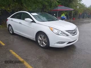 2013 Hyundai Sonata Limited с VIN 5NPEC4AC8DH630709, выставлен на аукционе IAAI как лот 43297276 с пробегом 82 045 миль миль и . История ставок и продаж доступна на DreamBid. Изображение 1.