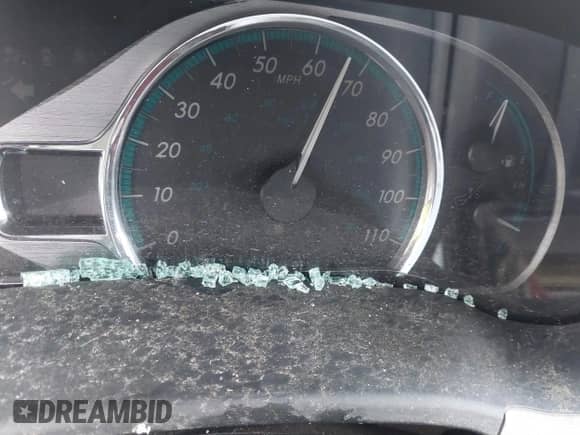 2013 Toyota Sienna XLE with VIN 5TDDK3DC0DS052412, listed as a IAAI auction lot 41850630 with Not provided miles and . Bid and sale history available at DreamBid. Image 7.