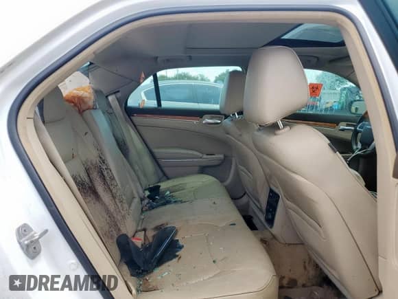 2013 Chrysler 300 C with VIN 2C3CCAET4DH551552, listed as a Copart auction lot 68446795 with 162,559 mi miles and Clean title. Bid and sale history available at DreamBid. Image 10.