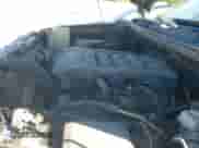2013 Toyota Tundra Limited с VIN 5TFHW5F18DX298812, выставлен на аукционе IAAI как лот 43409834 с пробегом 304 727 миль миль и . История ставок и продаж доступна на DreamBid. Изображение 19.