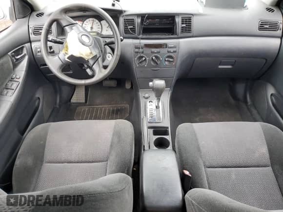 2004 Toyota Corolla CE с VIN 1NXBR32E64Z280381, выставлен на аукционе Copart как лот 66693145 с пробегом Не указан миль и На запчасти • Non repairable. История ставок и продаж доступна на DreamBid. Изображение 8.