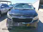 2016 Kia Sedona L с VIN KNDMA5C15G6113143, выставлен на аукционе IAAI как лот 42894713 с пробегом 153 946 миль миль и . История ставок и продаж доступна на DreamBid. Изображение 13.