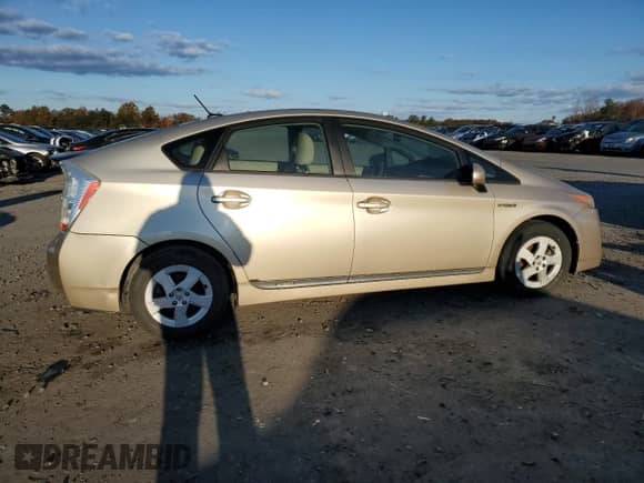 2010 Toyota Prius II with VIN JTDKN3DU3A0224633, listed as a Copart auction lot 82700305 with 167,661 mi miles and Clean title. Bid and sale history available at DreamBid. Image 3.