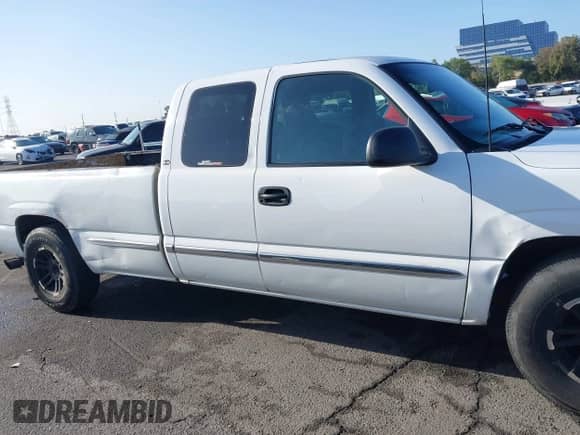 2000 GMC Sierra 1500 SLE с VIN 1GTEC19T4YE148280, выставлен на аукционе IAAI как лот 42510008 с пробегом 219 144 миль миль и . История ставок и продаж доступна на DreamBid. Изображение 13.