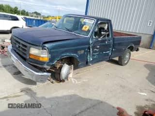 1993 Ford F-250 с VIN 1FTHF25Y5PNA44066, выставлен на аукционе Copart как лот 67748895 с пробегом Не указан миль и На запчасти • Non repairable. История ставок и продаж доступна на DreamBid. Изображение 1.