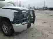 2017 Chevrolet Silverado 2500HD Work Truck z VIN 1GC1KUEG3HF213027, wystawiony jako Copart lot #51605975 z przebiegiem Nie podano mil oraz Czysty tytuł • Clean title. Historia ofert i sprzedaży dostępna na DreamBid. Obrazek 13.
