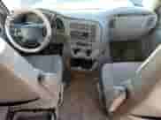 2002 Chevrolet Astro с VIN 1GNDM19X42B136240, выставлен на аукционе Copart как лот 87724935 с пробегом 195 652 миль миль и Списание • Salvage title. История ставок и продаж доступна на DreamBid. Изображение 8.