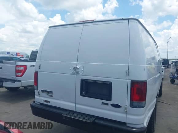 2013 Ford Econoline Cargo Commercial with VIN 1FTSS3EL4DDA11914, listed as a IAAI auction lot 42601147 with 251,676 mi miles and . Bid and sale history available at DreamBid. Image 15.