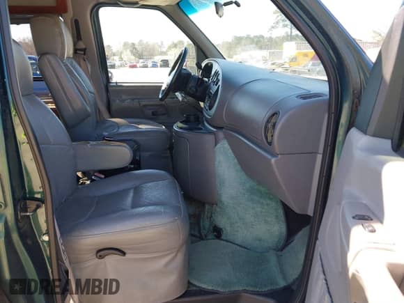 1999 Ford Econoline Cargo с VIN 1FDRE14W2XHB18989, выставлен на аукционе IAAI как лот 41740961 с пробегом 152 028 миль миль и . История ставок и продаж доступна на DreamBid. Изображение 5.