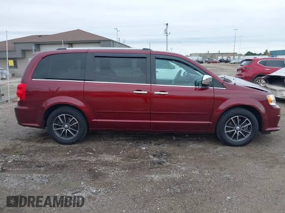 2017 Dodge Grand Caravan SXT с VIN 2C4RDGCG6HR678363, выставлен на аукционе IAAI как лот 43458874 с пробегом 110 301 миль миль и . История ставок и продаж доступна на DreamBid. Изображение 13.