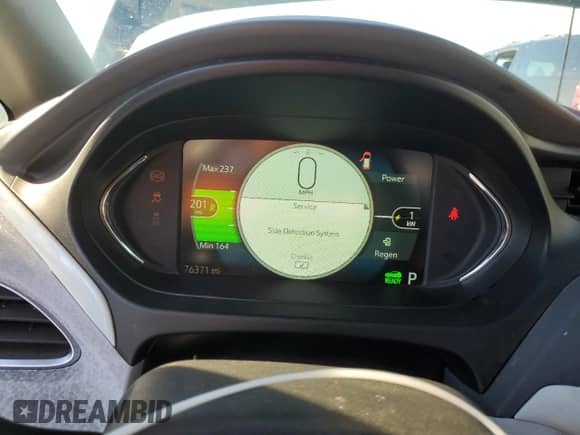 2020 Chevrolet Bolt EV Premier с VIN 1G1FZ6S01L4140581, выставлен на аукционе Copart как лот 86534865 с пробегом 76 371 миль миль и Списание • Salvage title. История ставок и продаж доступна на DreamBid. Изображение 9.