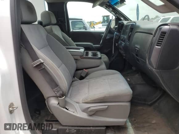 2018 Chevrolet Silverado 1500 Work Truck with VIN 1GCNCNEH9JZ276425, listed as a Copart auction lot 59859135 with 109,619 mi miles and Salvage title. Bid and sale history available at DreamBid. Image 10.