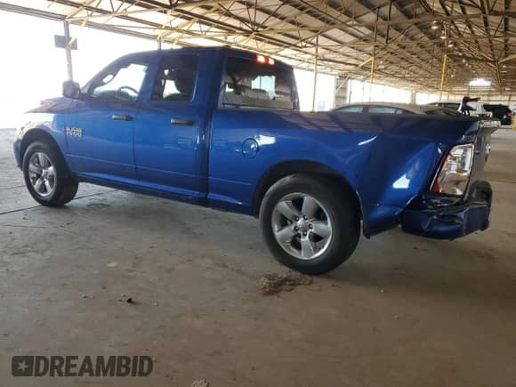 2018 Ram 1500 Express z VIN 1C6RR6FG5JS280628, wystawiony jako Copart lot #61007805 z przebiegiem 128 470 mil mil oraz Szkoda całkowita • Salvage title. Historia ofert i sprzedaży dostępna na DreamBid. Obrazek 2.