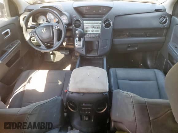 2011 Honda Pilot EX with VIN 5FNYF3H46BB051484, listed as a Copart auction lot 83973515 with 198,528 mi miles and Salvage title. Bid and sale history available at DreamBid. Image 8.