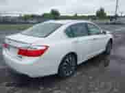 2015 Honda Accord Touring z VIN 1HGCR6F71FA012494, wystawiony jako IAAI lot #42512438 z przebiegiem 96 698 mil mil oraz . Historia ofert i sprzedaży dostępna na DreamBid. Obrazek 4.